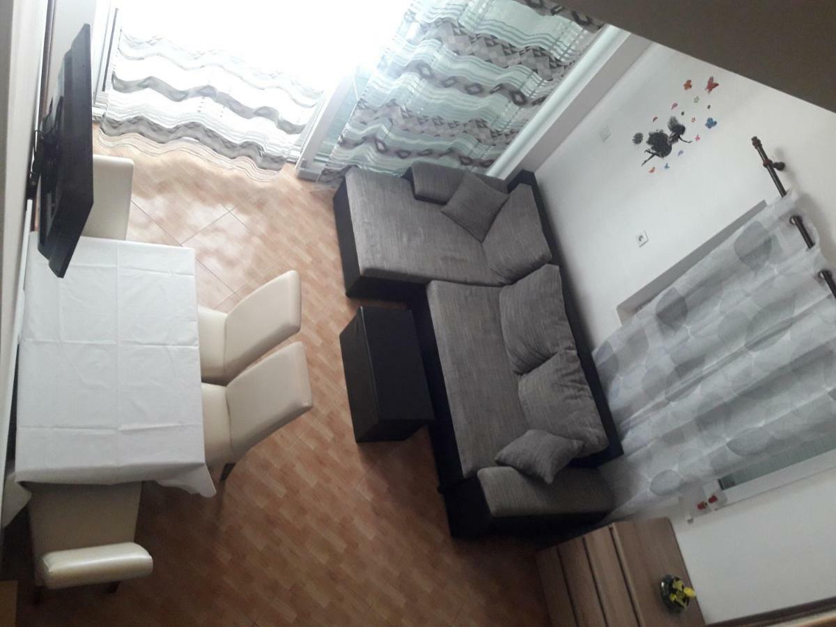 Sun & Sea Apartment